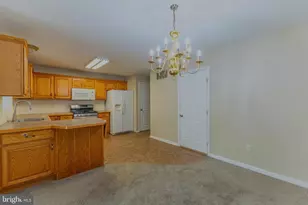 4 Monmouth Ct, Easton, PA 18040 - Photo 5