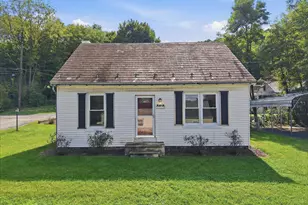 3744 Redbud Dr, Lehigh Township, PA 18067 - Photo 5