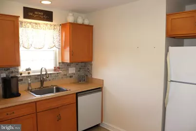 1785 Chateau Place, Easton, PA 18045 - Photo 3