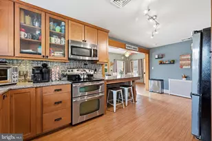 1482 N Pine St, Pen Argyl, PA 18072 - Photo 9