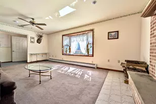 2507 Alpine Dr, Hellertown, PA 18055 - Photo 9