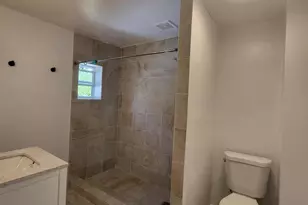 221 E Cameron St, Shamokin, PA 17872 - Photo 15