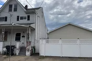 6 S Spruce St, Mount Carmel, PA 17851 - Photo 3