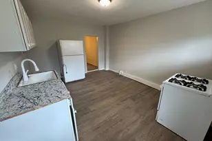 6 S Spruce St, Mount Carmel, PA 17851 - Photo 9