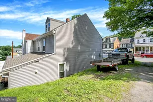 829-831 W Pine St, Coal Township, PA 17866 - Photo 21