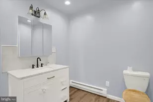 829-831 W Pine St, Coal Township, PA 17866 - Photo 17