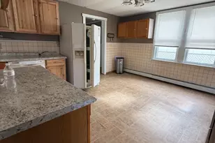 216 S Chestnut St, Mt Carmel, PA 17851 - Photo 9