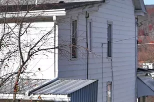 520 E 5th St, Mt Carmel, PA 17851 - Photo 25