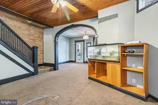 838 W Pine St, Coal Township, PA 17866 - Photo 9