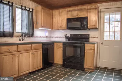 1015 Pearl N, Shamokin, PA 17872 - Photo 3