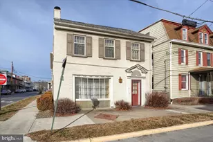 63 S 4th St, Sunbury, PA 17801 - Photo 3