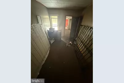 303 W 2nd Street, Mt Carmel, PA 17851 - Photo 7