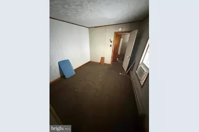 303 W 2nd Street, Mt Carmel, PA 17851 - Photo 3