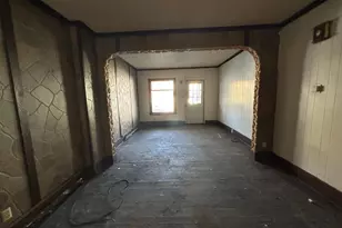 1030 W Lynn St, Coal Township, PA 17866 - Photo 5