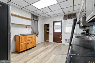 11 W Commerce St, Shamokin, PA 17872 - Photo 11