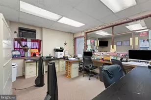 235 W Commerce St, Shamokin, PA 17872 - Photo 13