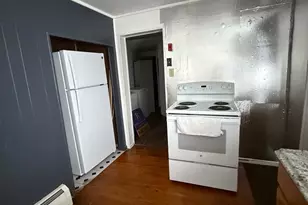 1701 Mohawk St, Coal Township, PA 17866 - Photo 9