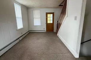 1701 Mohawk St, Coal Township, PA 17866 - Photo 5