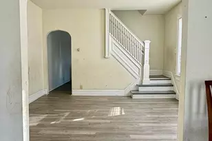 226 W 6th St, Mount Carmel, PA 17851 - Photo 5