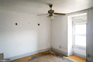 11 E Commerce St, Shamokin, PA 17872 - Photo 13