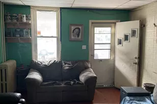 513 W Mulberry St, Shamokin, PA 17872 - Photo 3