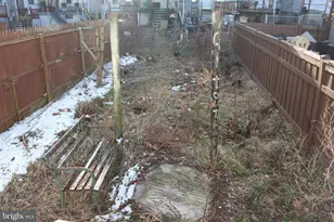 8 N Locust St, Coal Township, PA 17866 - Photo 11