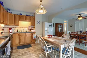 3 S Market St, Shamokin, PA 17872 - Photo 31