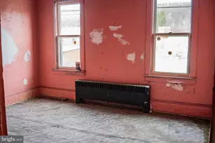 333 N Vine St, Mount Carmel, PA 17851 - Photo 15