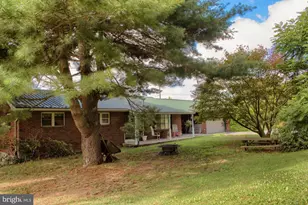 4262 Upper Rd, Shamokin, PA 17872 - Photo 17