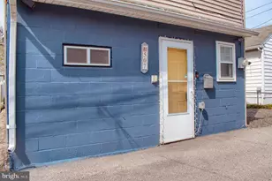 507 W Olive St, Mount Carmel, PA 17851 - Photo 7