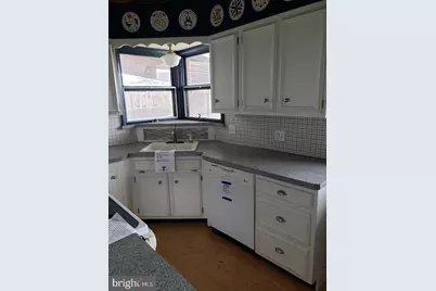 502 W Girard Street, Mount Carmel, PA 17851 - Photo 15