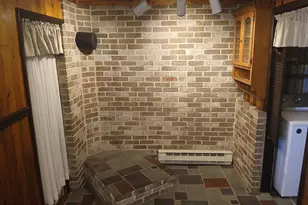 1548 W Independence St, Coal Township, PA 17866 - Photo 9