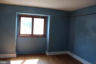 148 N Locust St, Mount Carmel, PA 17851 - Photo 13