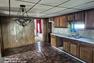 603 W Pine St, Shamokin, PA 17872 - Photo 11