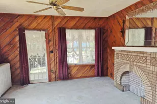 603 W Pine St, Shamokin, PA 17872 - Photo 5