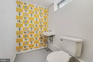 32 N Poplar St, Mount Carmel, PA 17851 - Photo 13