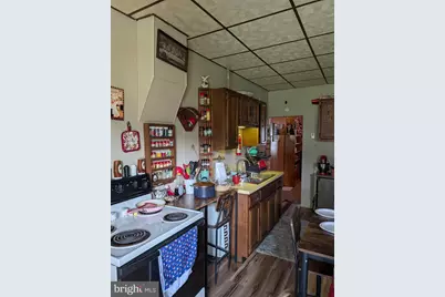812 W 5th Street, Mount Carmel, PA 17851 - Photo 5