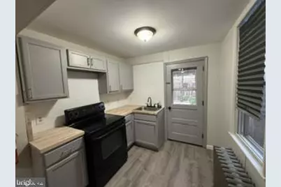 21 N Rock Street, Shamokin, PA 17872 - Photo 5