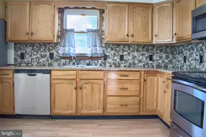 418 5th W, Mount Carmel, PA 17851 - Photo 3