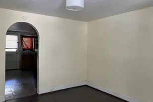 918 W Wood St, Coal Township, PA 17866 - Photo 3