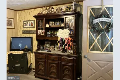 916 W Wood Street, Coal Township, PA 17866 - Photo 3