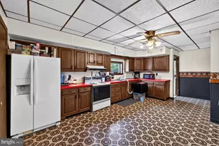 17 Center St, Coal Township, PA 17866 - Photo 15
