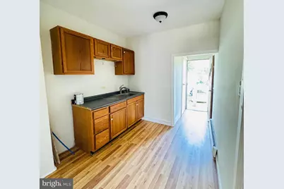 1139 W Pine Street, Coal Township, PA 17866 - Photo 5