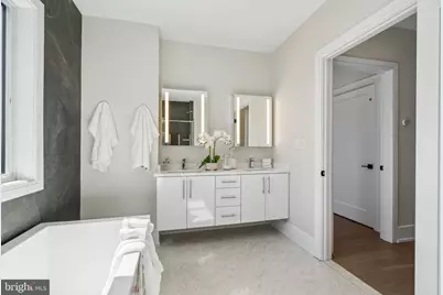 2006 Renaissance Walk, Philadelphia, PA 19145 - Photo 53