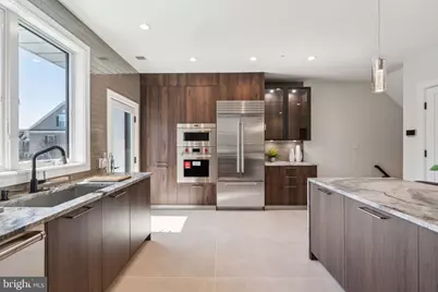 2006 Renaissance Walk, Philadelphia, PA 19145 - Photo 21