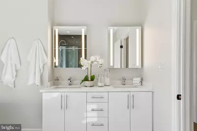 2006 Renaissance Walk, Philadelphia, PA 19145 - Photo 51