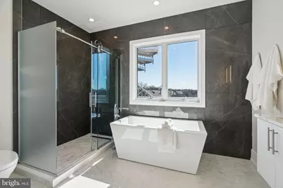 2006 Renaissance Walk, Philadelphia, PA 19145 - Photo 55