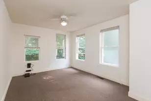 318 N 32nd St, Philadelphia, PA 19104 - Photo 11