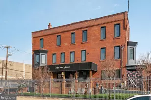 2337 S 13th St, Philadelphia, PA 19148 - Photo 1