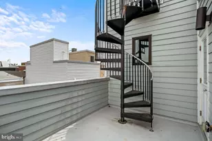 1719 Erdman St, Philadelphia, PA 19130 - Photo 23